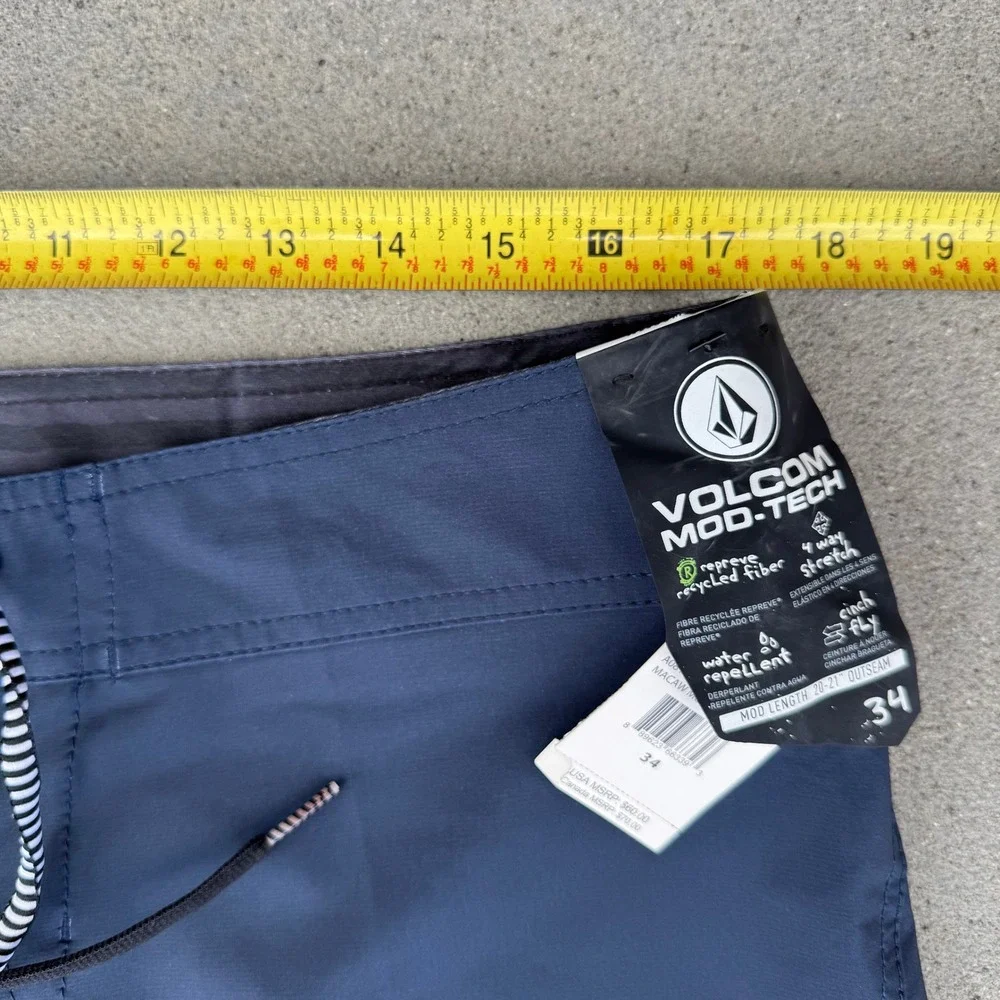 Volcom Mod-Tech Board Shorts Mens 34‎ Navy Blue Stripe 4-Way Stretch NEW